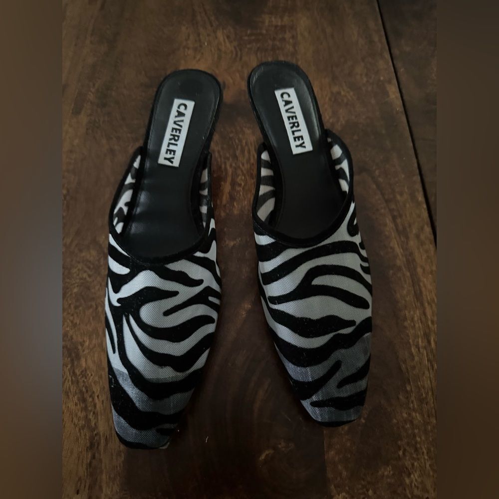NEW Anthropologie CAVERLEY SAFARI KITTEN HEEL MULES - Picture 8 of 9